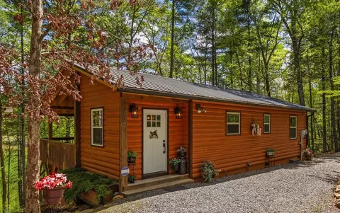 245 Fern Way, Murphy, NC 28906