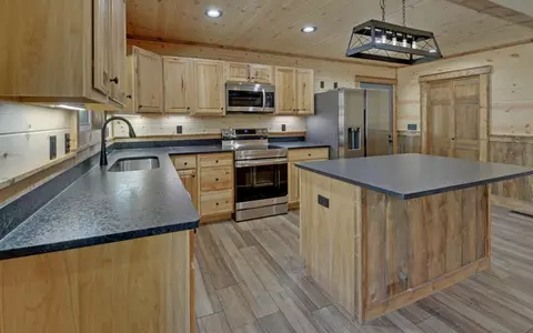 Kitchen - 313 Burger Rd, Murphy, NC 28906 photo 1 of 5
