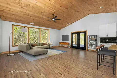 Living - 342 Hunter Rdg, Murphy, NC 28906 photo 2 of 11