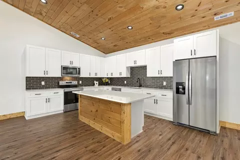 Kitchen - 342 Hunter Rdg, Murphy, NC 28906 photo 1 of 4