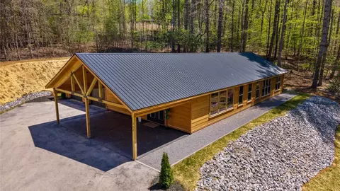 Exterior - 342 Hunter Rdg, Murphy, NC 28906 photo 2 of 22