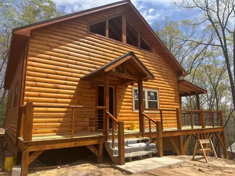 39 Horseshoe Br, Murphy, NC 28906
