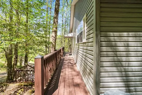 Exterior - 377 Ed Graves Rd, Murphy, NC 28906 photo 9 of 13
