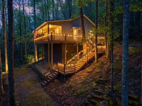 377 Ed Graves Rd, Murphy, NC 28906