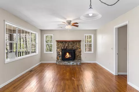 Living - 377 Ed Graves Rd, Murphy, NC 28906 photo 1 of 3