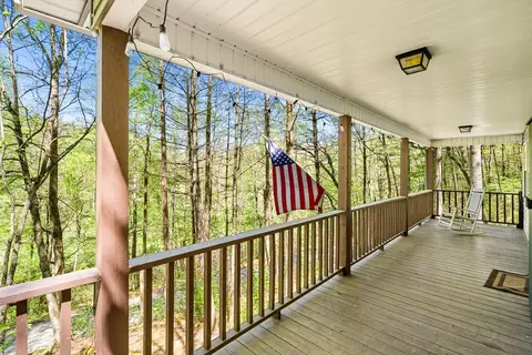 Exterior - 377 Ed Graves Rd, Murphy, NC 28906 photo 10 of 13