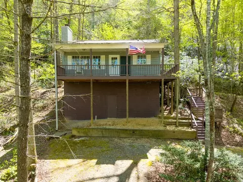 Exterior - 377 Ed Graves Rd, Murphy, NC 28906 photo 2 of 13