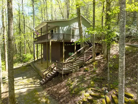 Exterior - 377 Ed Graves Rd, Murphy, NC 28906 photo 3 of 13