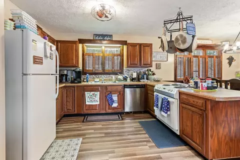 Kitchen - 899 Lonesome Pine Rd, Murphy, NC 28906 photo 1 of 4