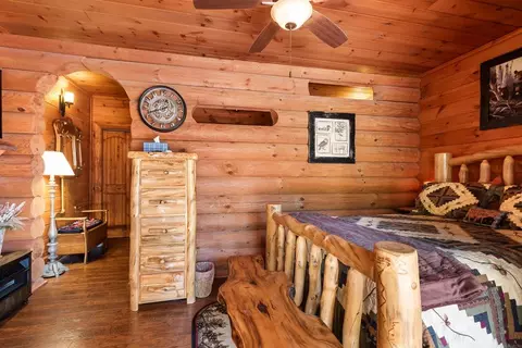 Bedroom - 415 Kestrel Ridge Cir, Murphy, NC 28906 photo 9 of 10