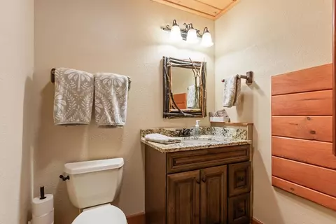 Bath - 415 Kestrel Ridge Cir, Murphy, NC 28906 photo 7 of 10