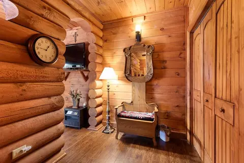 Entry Way - 415 Kestrel Ridge Cir, Murphy, NC 28906 photo 11 of 11