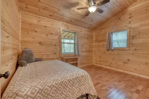 Bedroom - 100 Fern Cove Ln, Murphy, NC 28906 photo 1 of 5