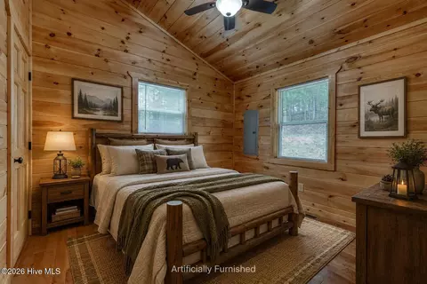 Bedroom - 100 Fern Cove Ln, Murphy, NC 28906 photo 5 of 5