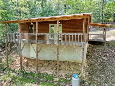 Exterior - 100 Fern Cove Ln, Murphy, NC 28906 photo 2 of 11