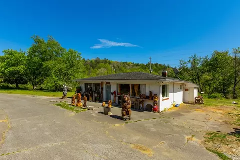 Exterior - 16325 W Us Highway 64, Murphy, NC 28906 photo 3 of 8