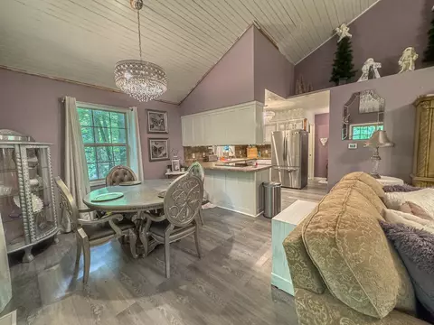 Dining - 89 Box Turtle Ln, Murphy, NC 28906 photo 2 of 5