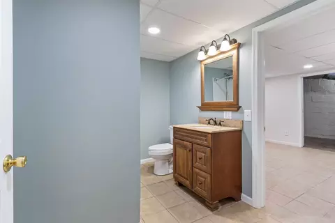 Bath - 27 Bayless St, Murphy, NC 28906 photo 7 of 14