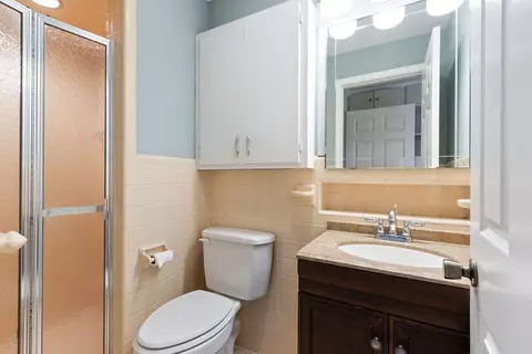 Bath - 27 Bayless St, Murphy, NC 28906 photo 13 of 14