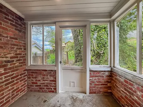 Exterior - 27 Bayless St, Murphy, NC 28906 photo 11 of 14