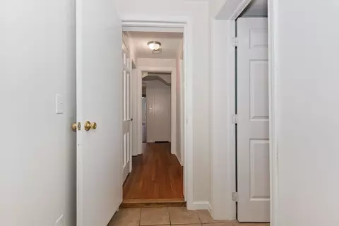 Entry Way - 27 Bayless St, Murphy, NC 28906 photo 16 of 24
