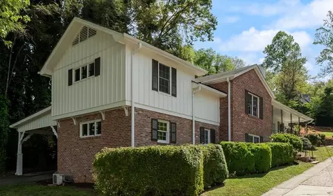 27 Bayless St, Murphy, NC 28906