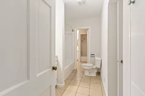 Entry Way - 27 Bayless St, Murphy, NC 28906 photo 6 of 24