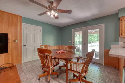 Dining - 847 Deer Hill Rd, Murphy, NC 28906 photo 1 of 1