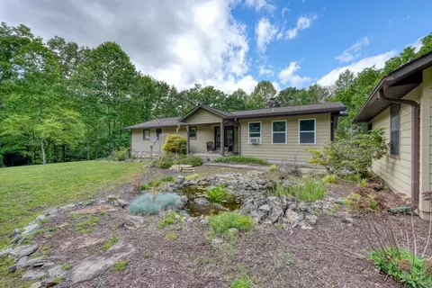 Exterior - 847 Deer Hill Rd, Murphy, NC 28906 photo 9 of 16