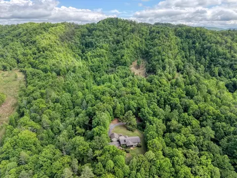 View/Area - 847 Deer Hill Rd, Murphy, NC 28906 photo 4 of 5