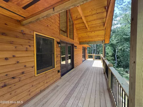 Exterior - 109 Chestnut Oaks Dr, Murphy, NC 28906 photo 6 of 6