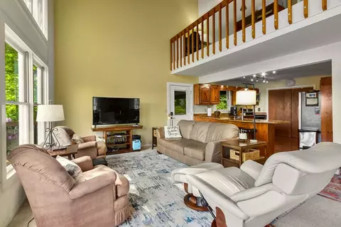 Living - 87 Snowbird Ln, Murphy, NC 28906 photo 4 of 5