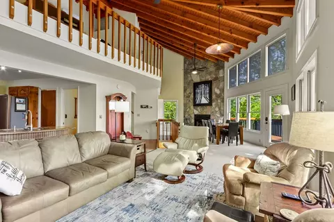Living - 87 Snowbird Ln, Murphy, NC 28906 photo 5 of 5