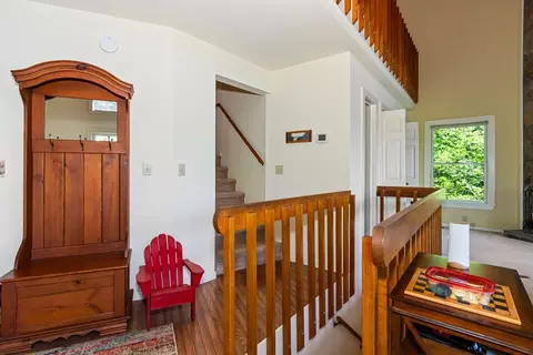 Entry Way - 87 Snowbird Ln, Murphy, NC 28906 photo 2 of 8