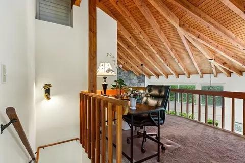 Entry Way - 87 Snowbird Ln, Murphy, NC 28906 photo 4 of 8