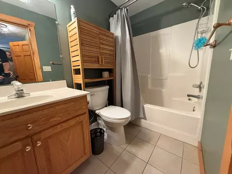 Bath - 270 Marina Dr, Murphy, NC 28906 photo 1 of 5