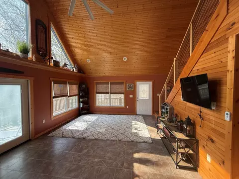 Living - 270 Marina Dr, Murphy, NC 28906 photo 1 of 4