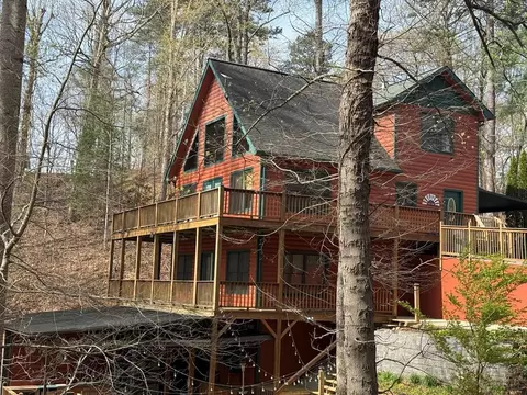 270 Marina Dr, Murphy, NC 28906
