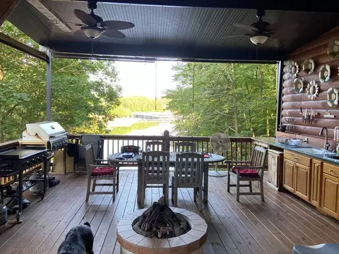 Exterior - 270 Marina Dr, Murphy, NC 28906 photo 4 of 17