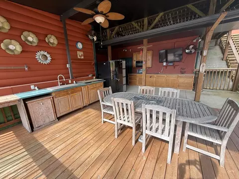 Kitchen - 270 Marina Dr, Murphy, NC 28906 photo 10 of 10