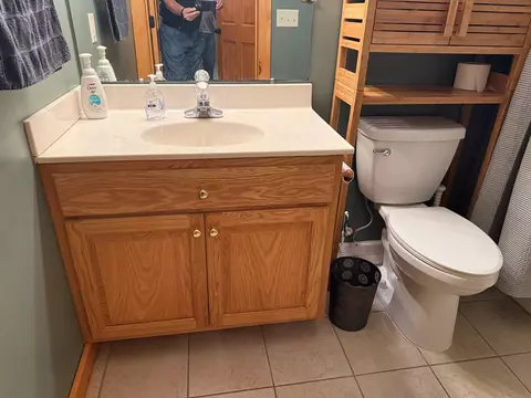 Bath - 270 Marina Dr, Murphy, NC 28906 photo 5 of 5
