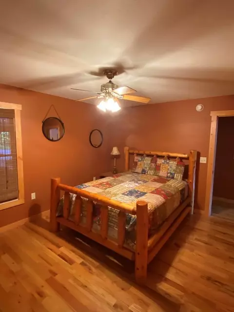 Bedroom - 270 Marina Dr, Murphy, NC 28906 photo 6 of 6