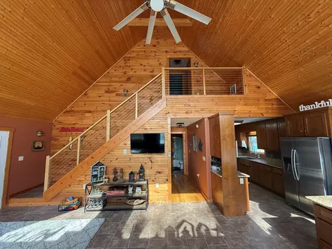 Entry Way - 270 Marina Dr, Murphy, NC 28906 photo 1 of 3
