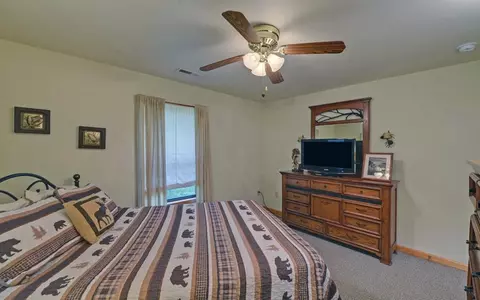 Bedroom - 100 Carvers View Trl, Murphy, NC 28906 photo 6 of 6