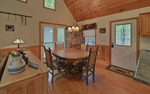 Dining - 100 Carvers View Trl, Murphy, NC 28906 photo 1 of 2