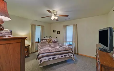 Bedroom - 100 Carvers View Trl, Murphy, NC 28906 photo 4 of 6