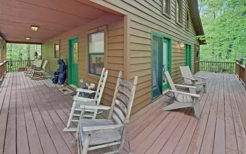 Exterior - 100 Carvers View Trl, Murphy, NC 28906 photo 5 of 20