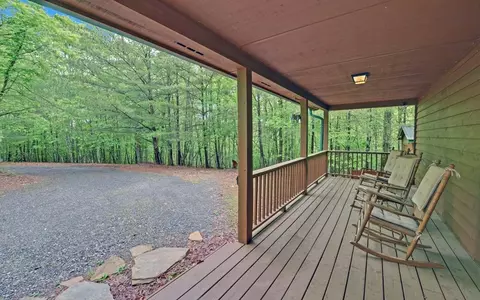 Exterior - 100 Carvers View Trl, Murphy, NC 28906 photo 3 of 20