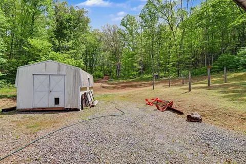 Exterior - 522 Fred Amos Rd, Murphy, NC 28906 photo 9 of 29
