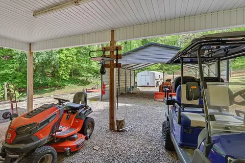 Exterior - 522 Fred Amos Rd, Murphy, NC 28906 photo 8 of 29
